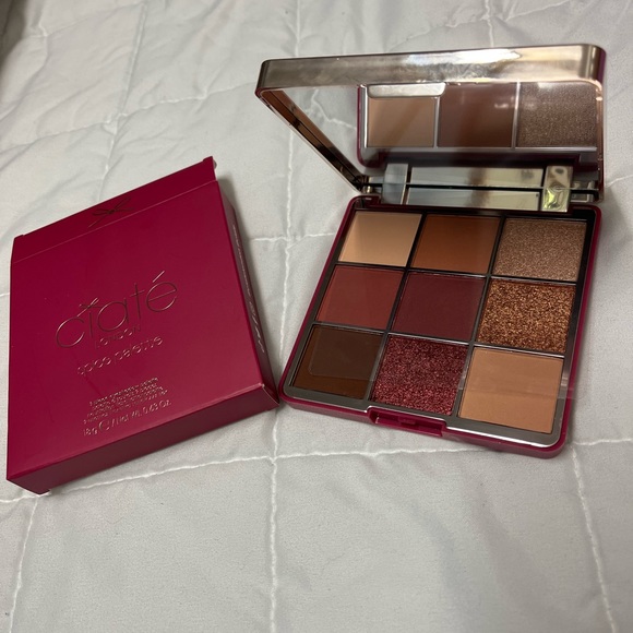 Makeup New Eyeshadow Palette Poshmark